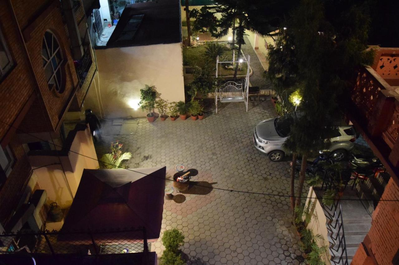 Hotel Siraaj Lalitpur المظهر الخارجي الصورة