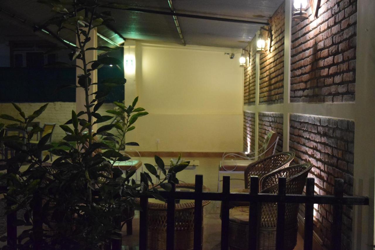 Hotel Siraaj Lalitpur المظهر الخارجي الصورة